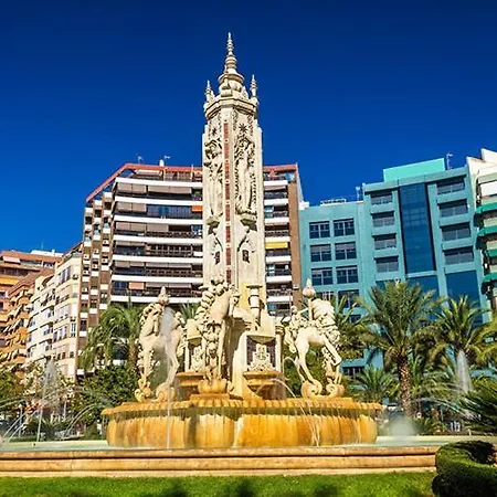 Apartman Centrico Y Comodo En *