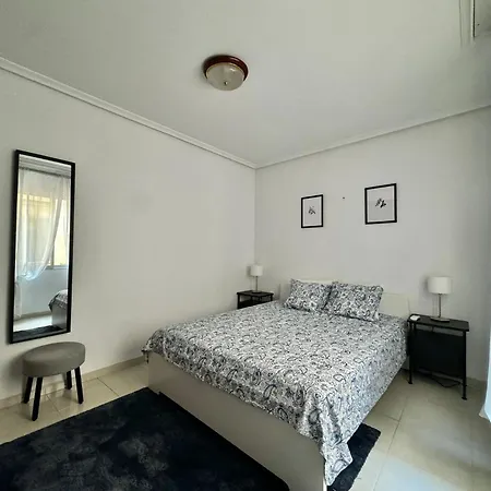 Centrico Y Comodo En *