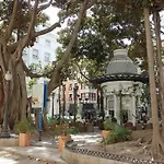 Céntrico Y Cómodo En *